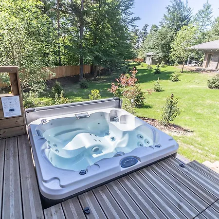 évasion Luxueuse Avec Privatif, Golf Et Activités Pour Tous Au Chambon-sur-lignon - Fr-1-582-369 Séjour à la campagne *