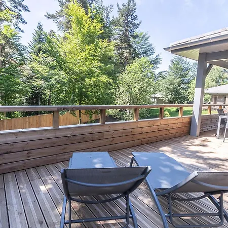 Evasion Luxueuse Avec Privatif, Golf Et Activites Pour Tous Au Chambon-sur-lignon - Fr-1-582-369